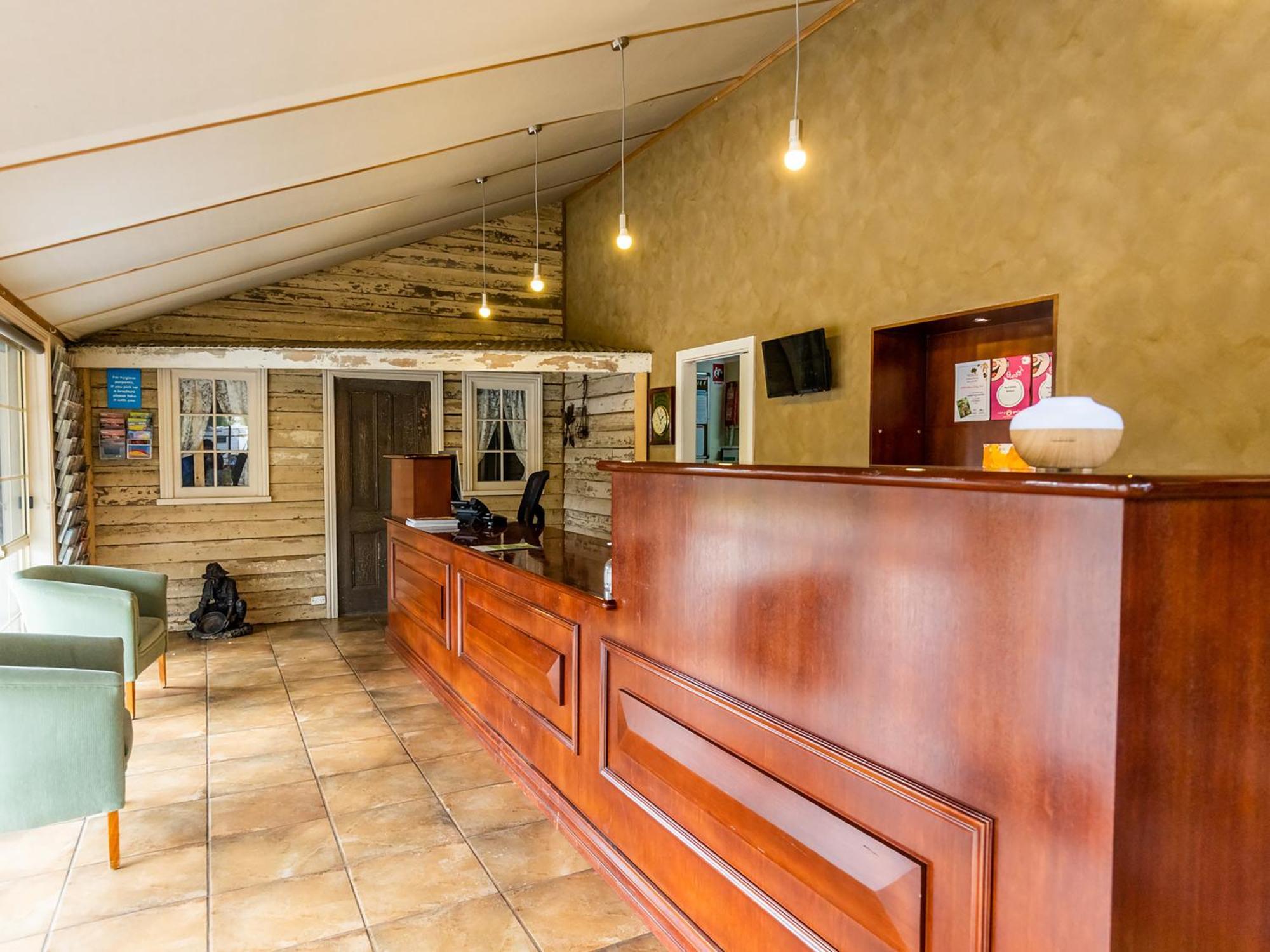 Nrma Ballarat Holiday Park Extérieur photo