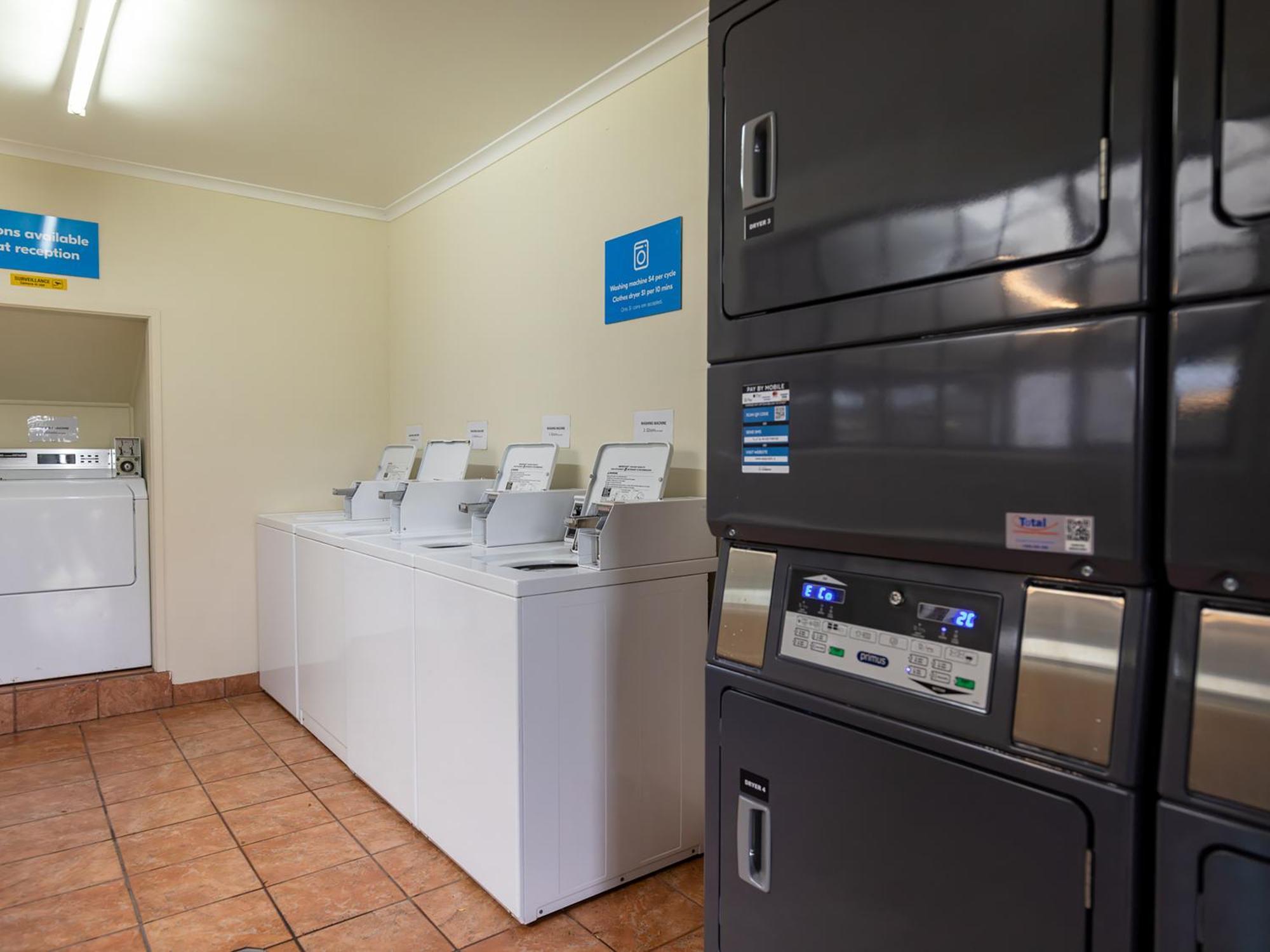 Nrma Ballarat Holiday Park Extérieur photo